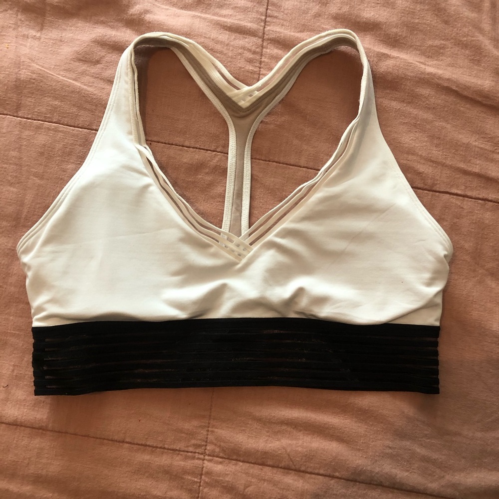 Lululemon bra